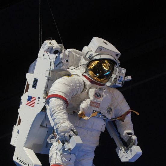 Billede af en astronaut i rummet