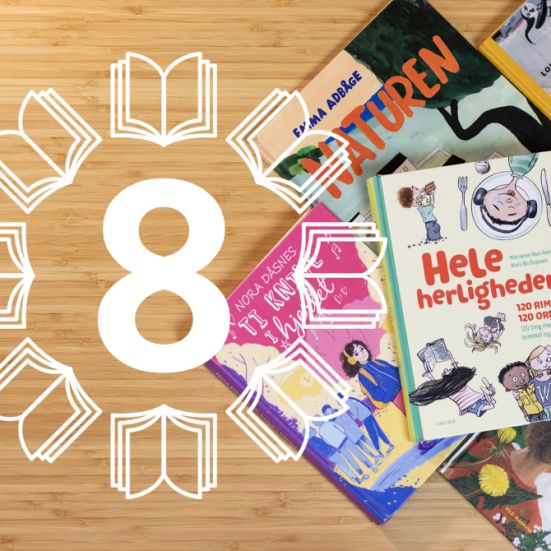 Bordplade med børnebøger set fra oven