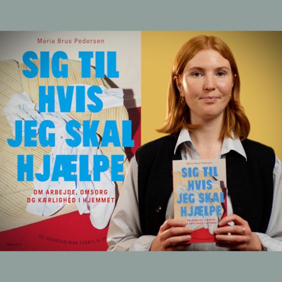 Bibliotekets litteraturformidler Mette holder bogen "Sig til hvis jeg skal hjælpe"