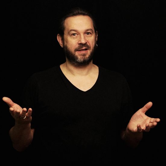 Fortæller Kasper Sørensen