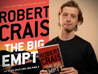 Bibliotekets litteraturformidler Philip holder bogen "The Big Empty"