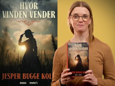 Bibliotekets litteraturformidler Mette holder bogen "Hvor vinden vender"