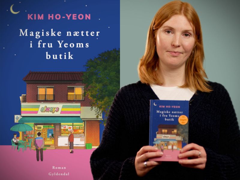 Bibliotekets litteraturformidler Mette holder bogen "Magiske nætter i fru Yeoms butik"